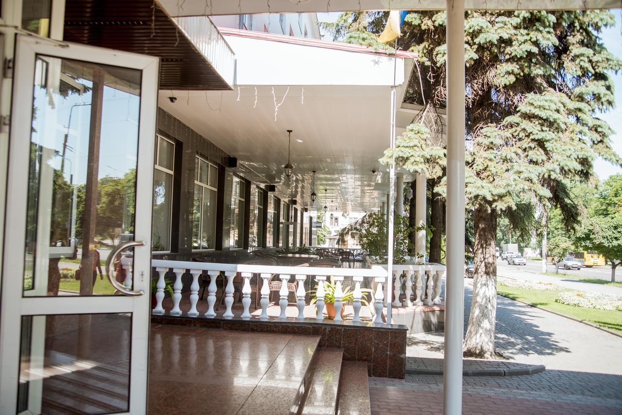 Dniprovski Zori Krementschuk Exterior foto